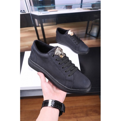 Replica Versace Casual Shoes For Men #538355 $72.00 USD for Wholesale