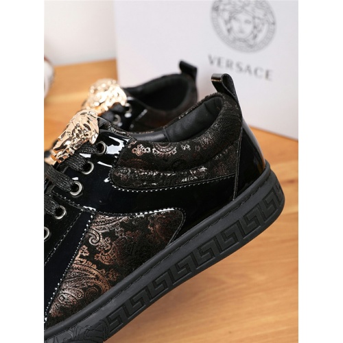 Replica Versace Casual Shoes For Men #538358 $72.00 USD for Wholesale