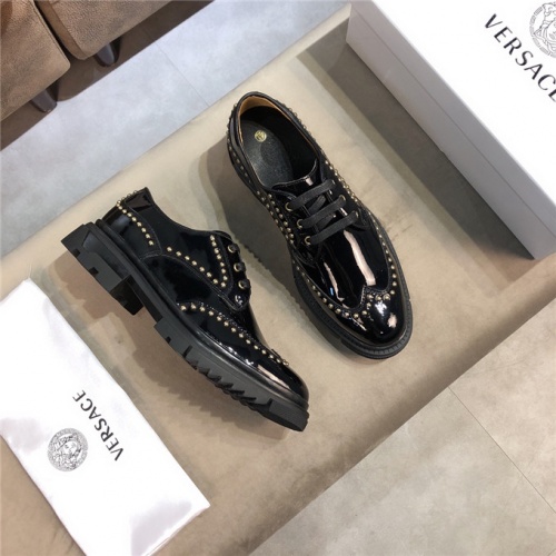 Versace Casual Shoes For Men #538386 $82.00 USD, Wholesale Replica Versace Flat Shoes