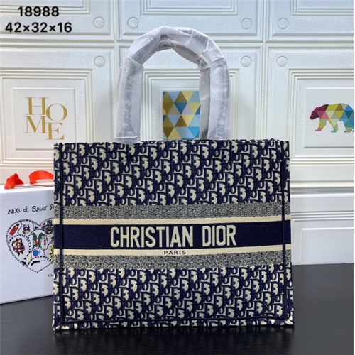 Christian Dior AAA Handbags #540555