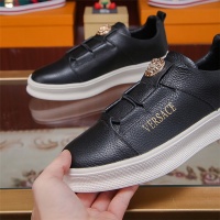 $76.00 USD Versace Casual Shoes For Men #536105