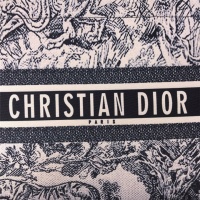 $72.00 USD Christian Dior AAA Handbags #540553