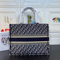 $68.00 USD Christian Dior AAA Handbags #540555