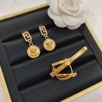 $38.00 USD Versace Earrings #540889