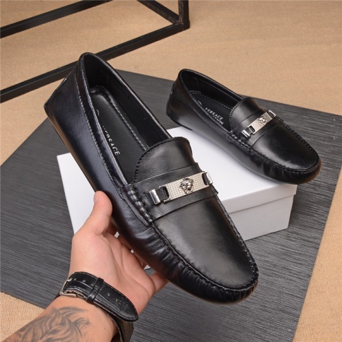 Versace Casual Shoes For Men #542767 $76.00 USD, Wholesale Replica Versace Shoes