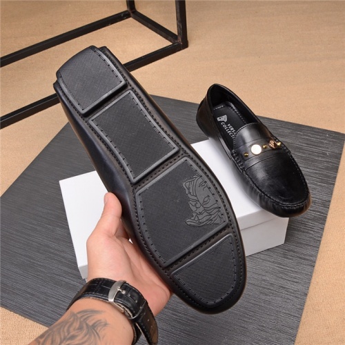 Replica Versace Casual Shoes For Men #542770 $76.00 USD for Wholesale