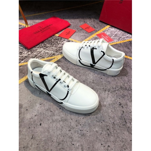 Valentino Casual shoes For Men #544045