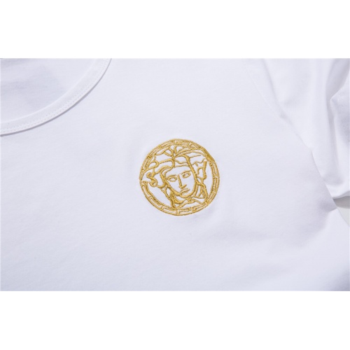 Replica Versace T-Shirts Short Sleeved For Men #546611 $24.00 USD for Wholesale