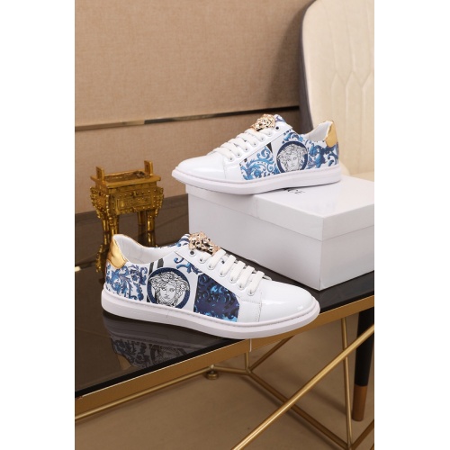 Replica Versace Casual Shoes For Men #549864 $72.00 USD for Wholesale