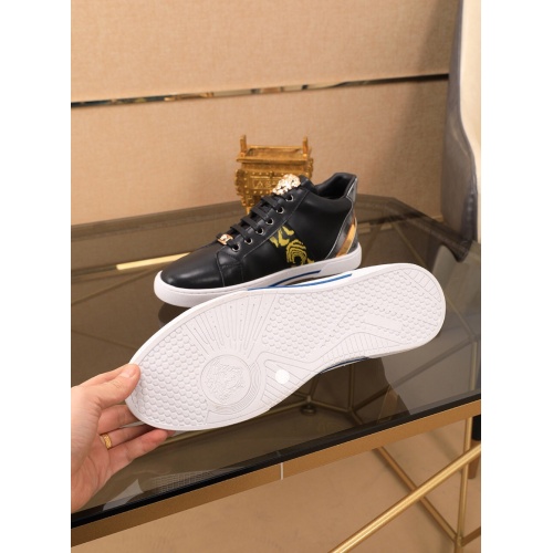 Replica Versace Casual Shoes For Men #549871 $82.00 USD for Wholesale