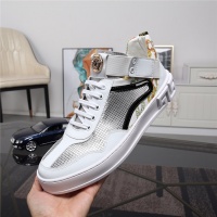 $72.00 USD Versace Casual Shoes For Men #543459