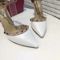 $80.00 USD Valentino Sandal For Women #549657