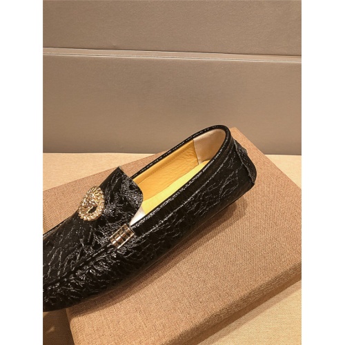 Replica Versace Casual Shoes For Men #553475 $76.00 USD for Wholesale