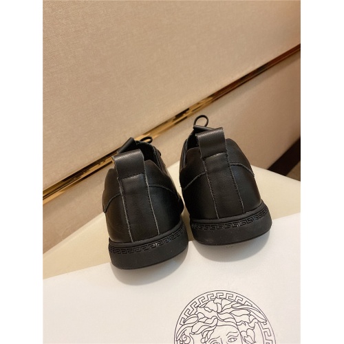 Replica Versace Casual Shoes For Men #554747 $83.00 USD for Wholesale