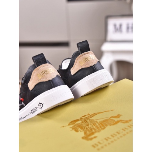 Replica Burberry Casual Shoes For Men #555407 $81.00 USD for Wholesale