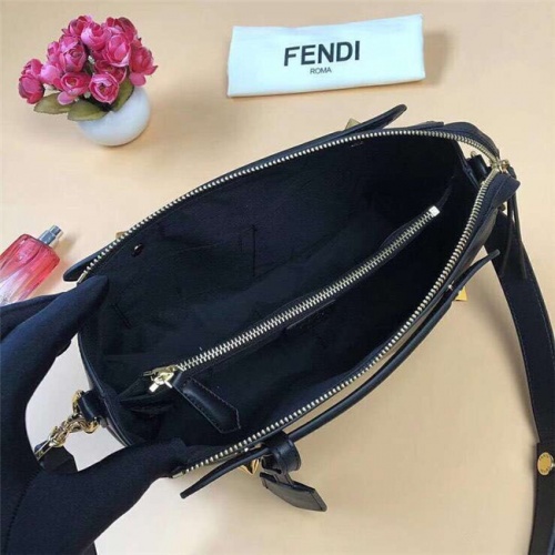 Replica Fendi AAA Messenger Bags #555531 $135.00 USD for Wholesale