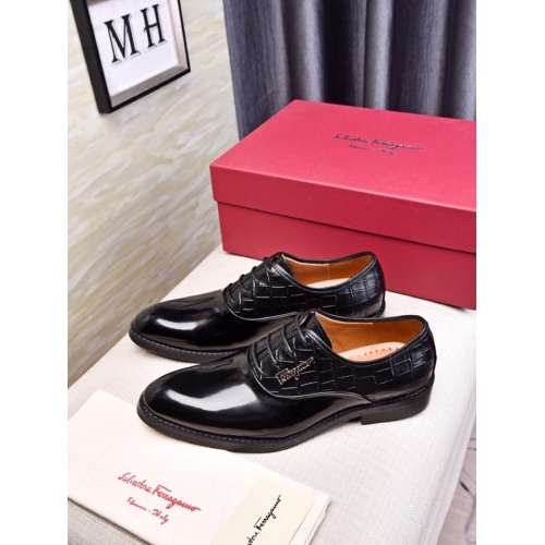 Replica Salvatore Ferragamo Leather Shoes For Men #555637 $81.00 USD for Wholesale