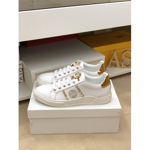 Replica Versace Casual Shoes For Men #557614 $81.00 USD for Wholesale