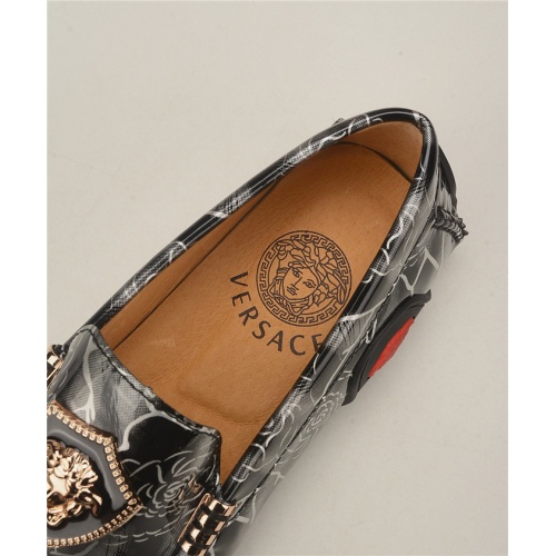 Replica Versace Casual Shoes For Men #559258 $68.00 USD for Wholesale
