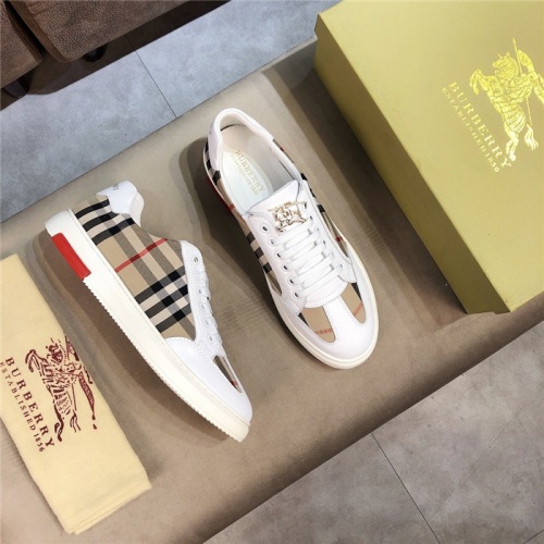 Replica Burberry Casual Shoes For Men #559326 $74.00 USD for Wholesale