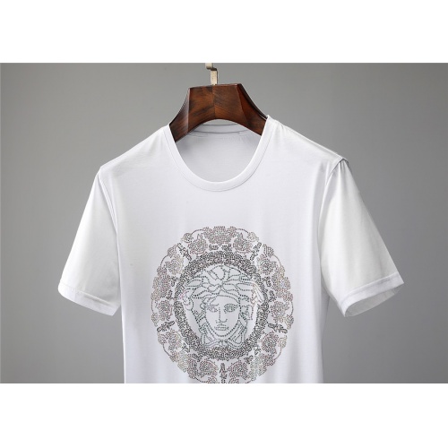 Replica Versace T-Shirts Short Sleeved For Unisex #561906 $30.00 USD for Wholesale
