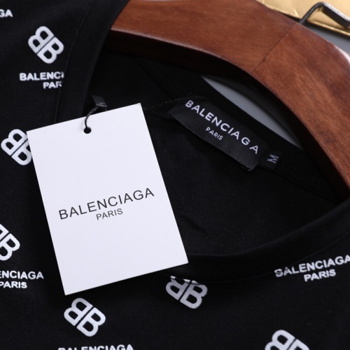 Replica Balenciaga Fashion Tracksuits Short Sleeved For Men #562056 $48.00 USD for Wholesale