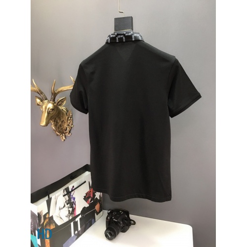 Replica Versace T-Shirts Short Sleeved For Men #562151 $35.00 USD for Wholesale