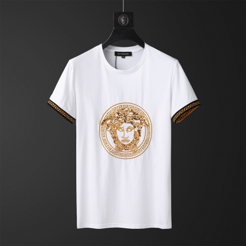 Replica Versace Tracksuits Short Sleeved For Men #562539 $64.00 USD for Wholesale