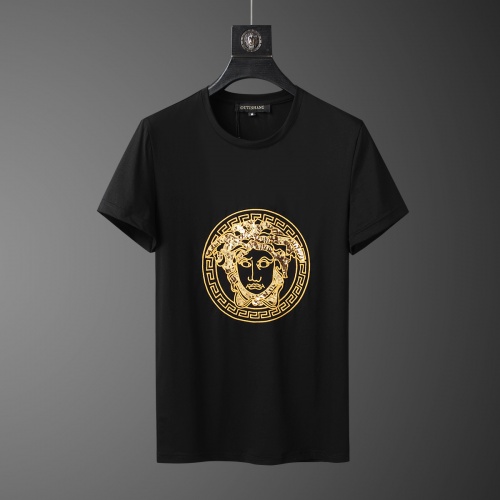 Replica Versace Tracksuits Short Sleeved For Men #562540 $64.00 USD for Wholesale