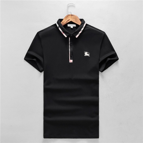 Replica Burberry Tracksuits Short Sleeved For Men #563008 $72.00 USD for Wholesale