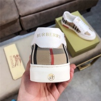 $74.00 USD Burberry Casual Shoes For Men #559326