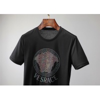 $30.00 USD Versace T-Shirts Short Sleeved For Unisex #561902