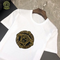 $25.00 USD Versace T-Shirts Short Sleeved For Men #562709