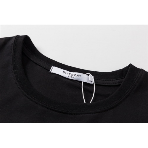 Replica Givenchy T-Shirts Short Sleeved For Unisex #752305 $27.00 USD for Wholesale