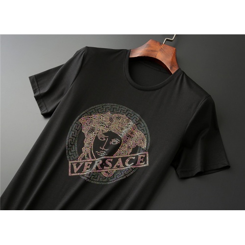 Replica Versace T-Shirts Short Sleeved For Men #753325 $30.00 USD for Wholesale