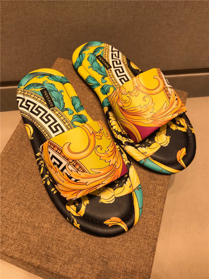 Versace Slippers For Men 752380 61.00 USD, Wholesale Replica Versace