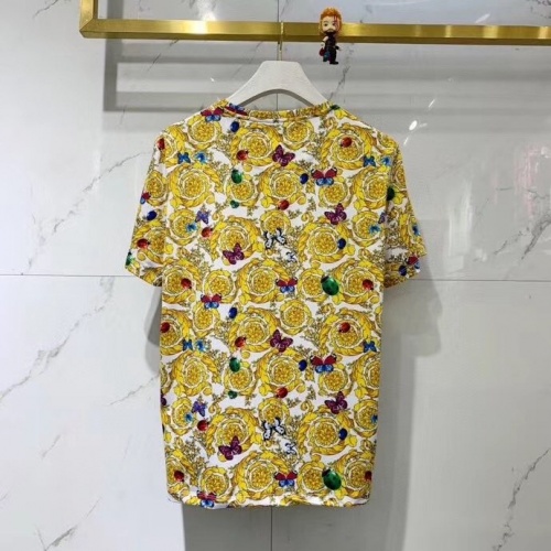 Replica Versace T-Shirts Short Sleeved For Men #770356 $43.00 USD for Wholesale