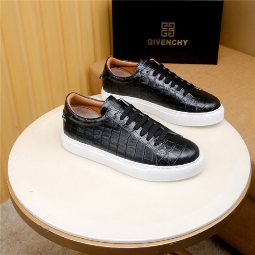 Givenchy Casual Shoes For Men #774799
