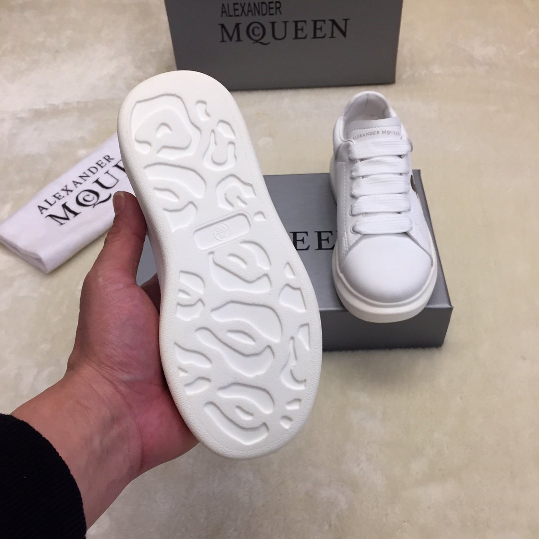 alexander-mcqueen-kids-shoes-for-kids-770473-60-00-usd-wholesale