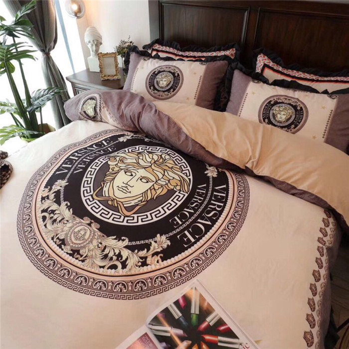 Versace Bedding 770861 115.00 USD, Wholesale Replica Versace Bedding