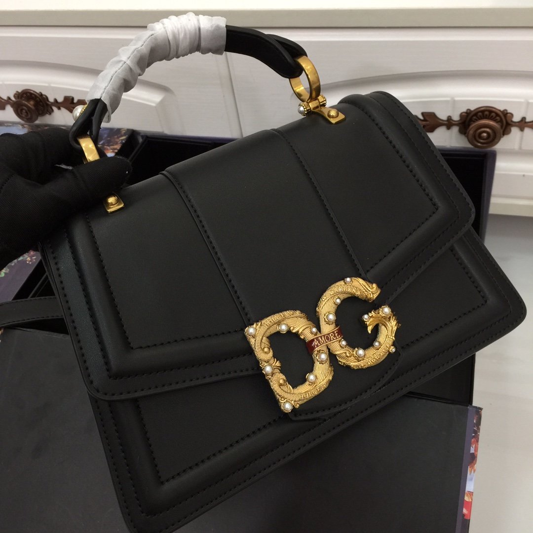 Dolce Gabbana Handbags | semashow.com