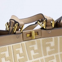 $193.00 USD Fendi AAA Quality Handbags For Women #766858