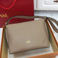 $109.00 USD Valentino AAA Quality Messenger Bags For Women #774518
