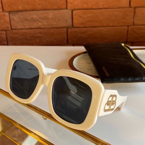 Balenciaga AAA Quality Sunglasses #776783 $52.00 USD, Wholesale Replica Balenciaga AAA Quality Sunglasses