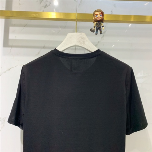 Replica Fendi T-Shirts Short Sleeved For Men #778280 $41.00 USD for Wholesale