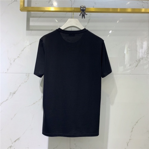 Replica Fendi T-Shirts Short Sleeved For Men #778281 $41.00 USD for Wholesale