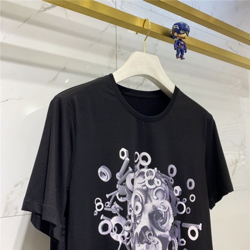 Replica Alexander McQueen T-shirts Short Sleeved For Men #778317 $41.00 USD for Wholesale