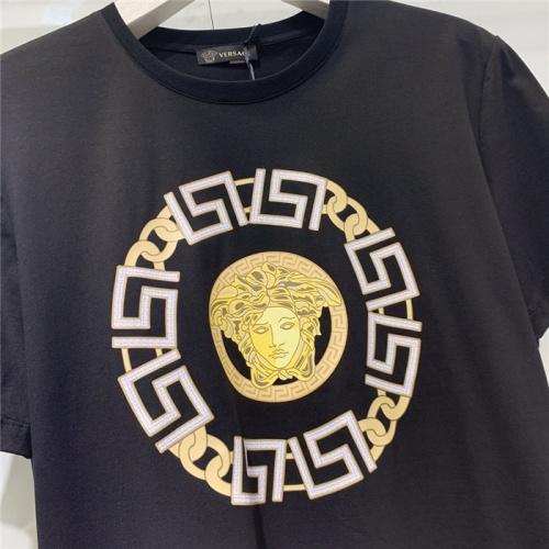 Replica Versace T-Shirts Short Sleeved For Men #778496 $42.00 USD for Wholesale