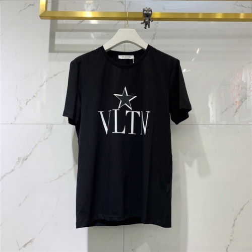 Valentino T-Shirts Short Sleeved For Men #778571 $41.00 USD, Wholesale Replica Valentino T-Shirts