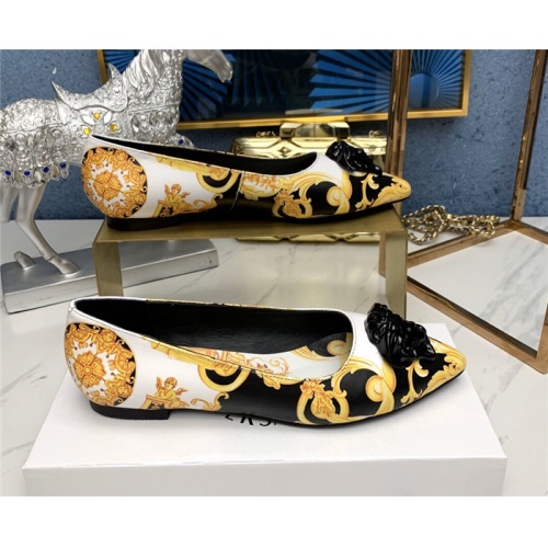 Replica Versace Flat Shoes For Women #779815 $81.00 USD for Wholesale